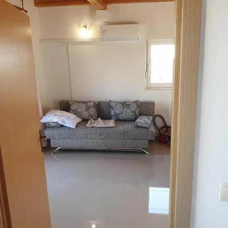Semesterbostad Tezacka Kuca Privlaka (Zadar)